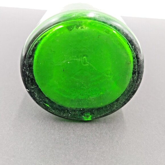 7-Up Collectible Bottle-Seven Up Ontario Limited -7 Ounces-Canada - Picture 8 of 8